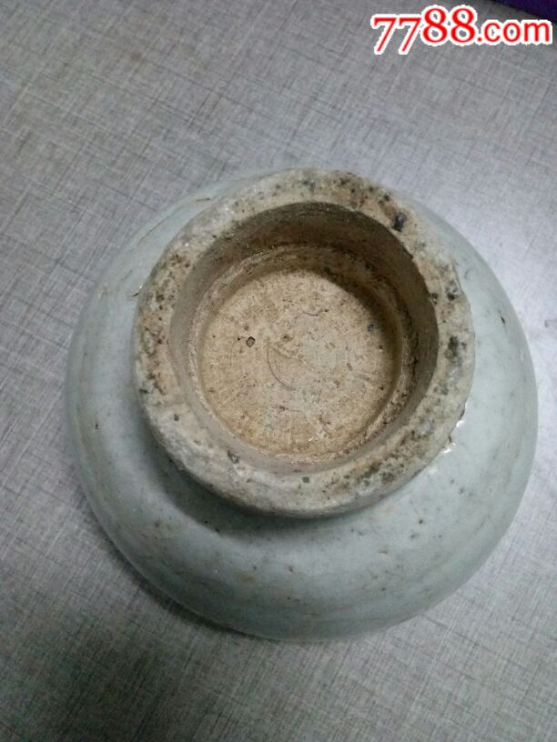 元代龙泉窑青瓷枢府釉高足碗