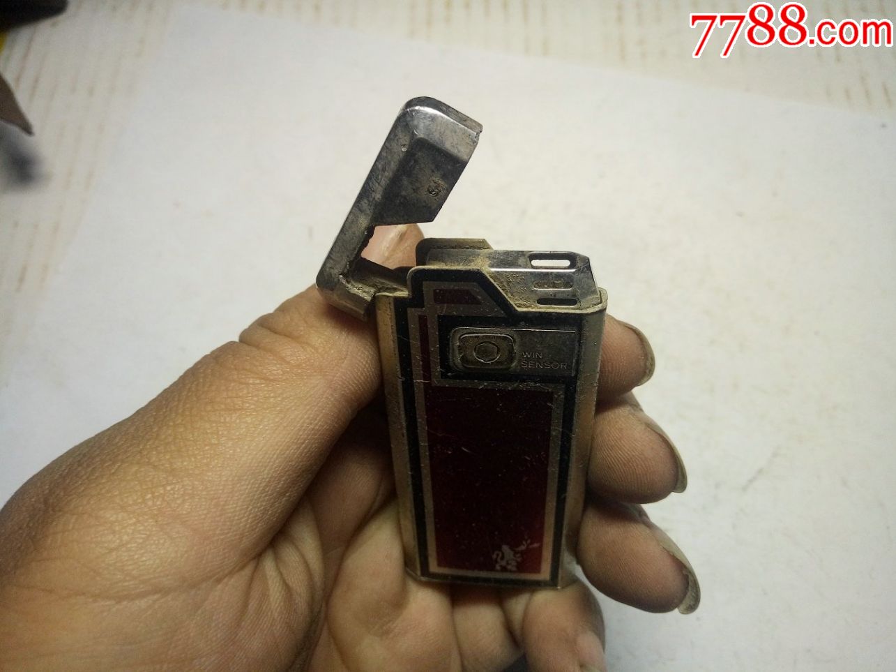 中美通线句话罕见措辞引发舆论