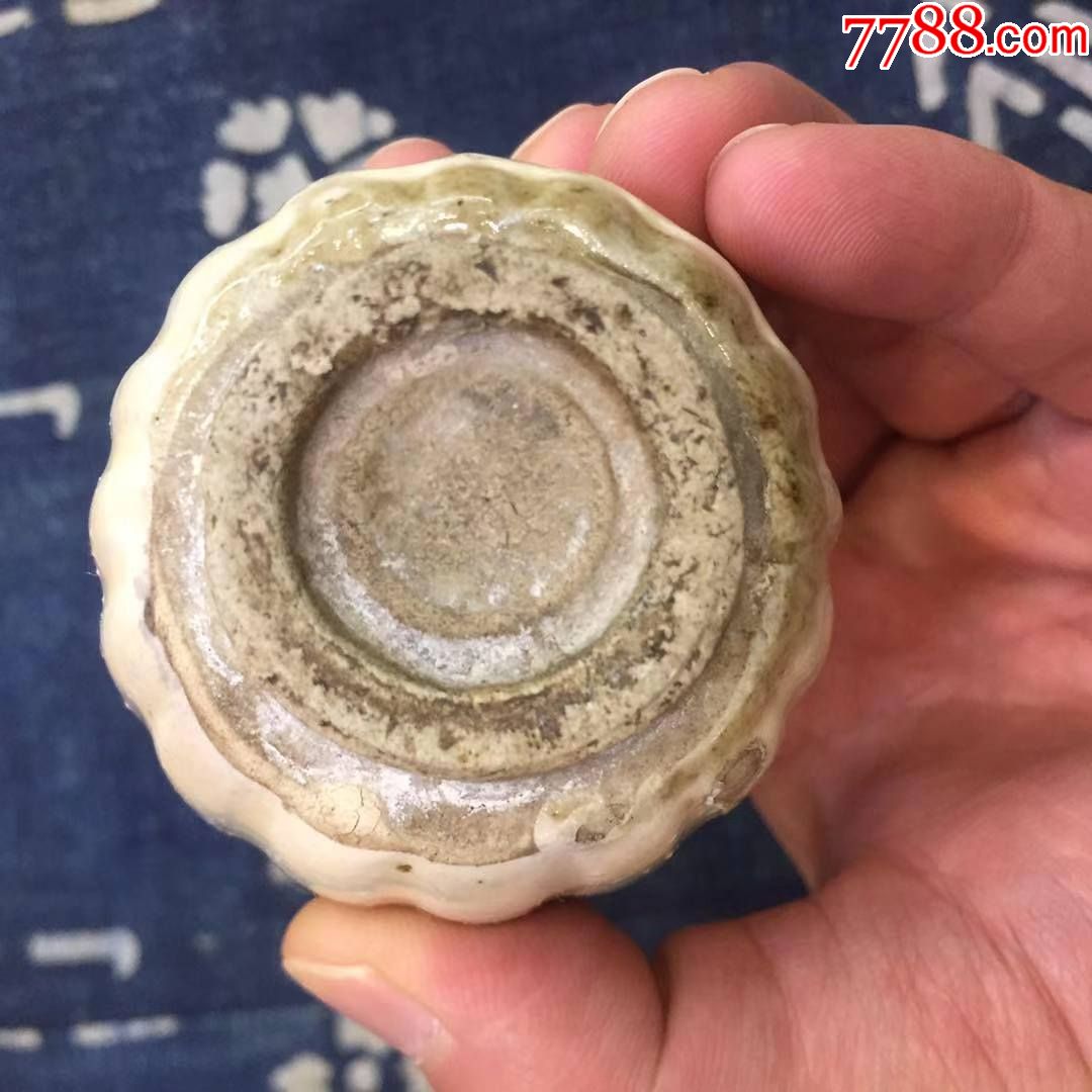 辽金瓜楞白釉杯,单色白瓷_第6张