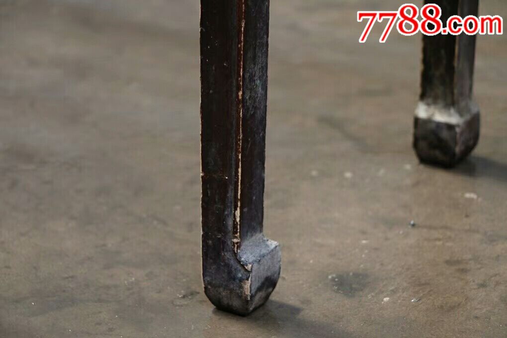 【清中期茶几】品相如图,榆木制,形制素雅,细足