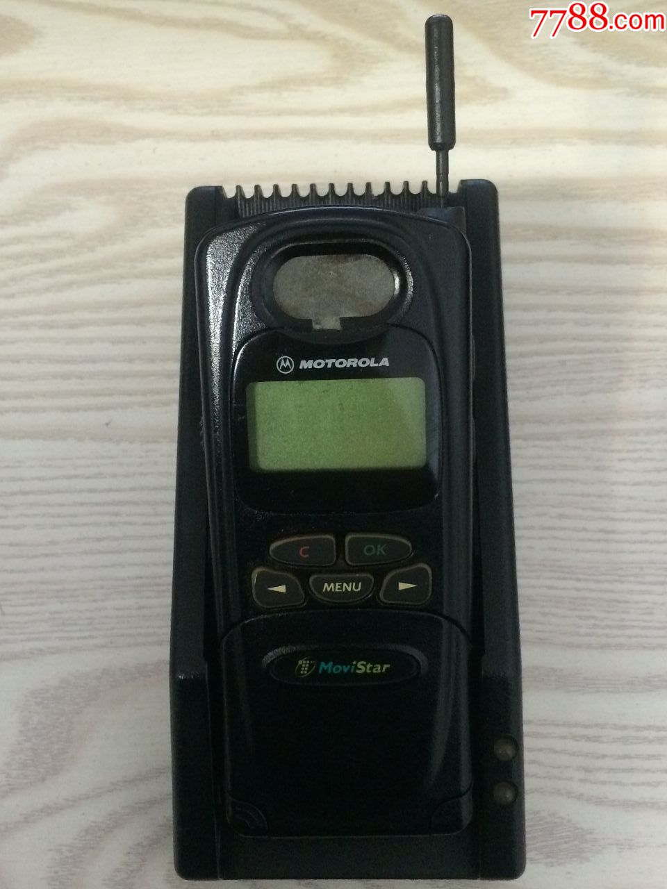 一个经典收藏摩托罗拉motorola,二哥大翻盖手机.