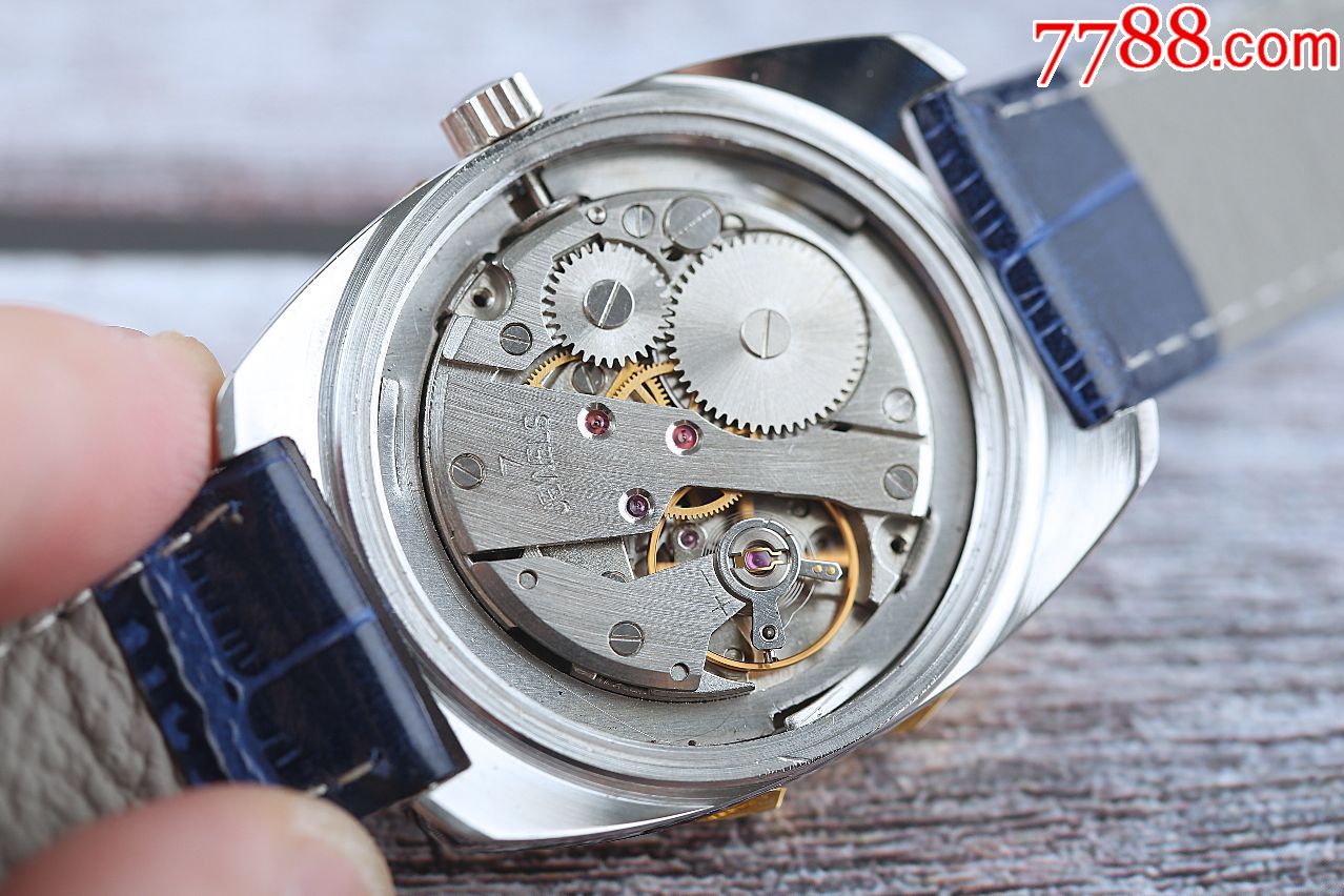 全世界绝版北京双城牌古董表库存出口渐变忧郁蓝阿拉伯字圈,手表/腕表