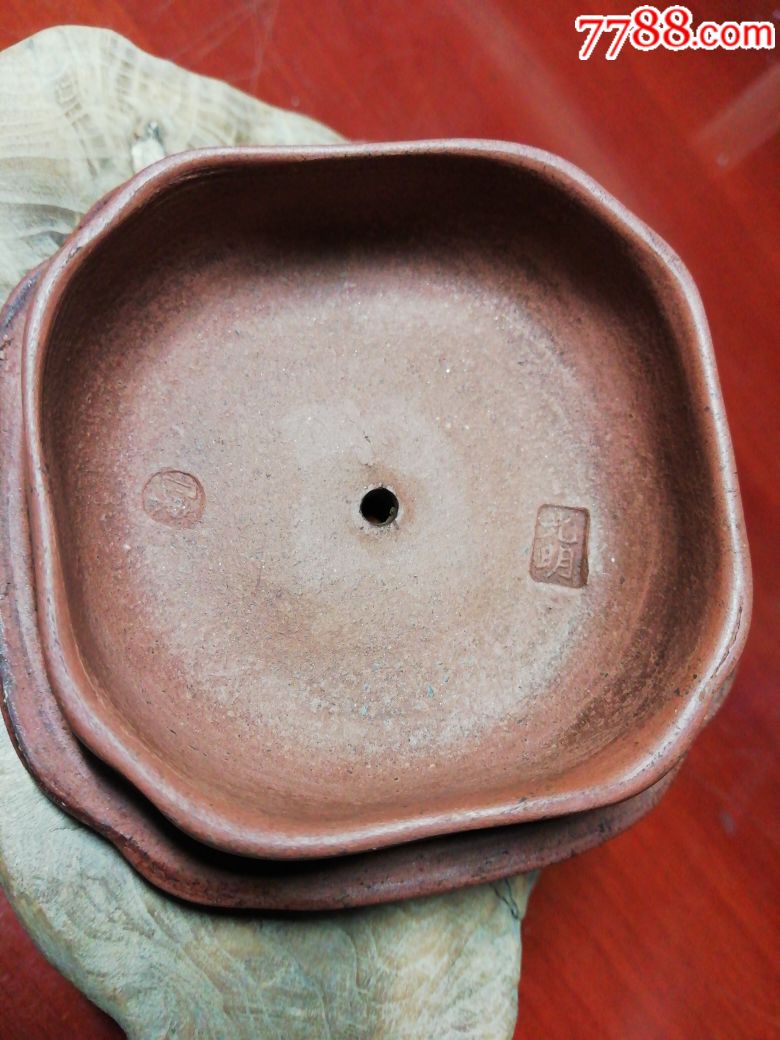 陈光明款狮钮四方紫砂壶