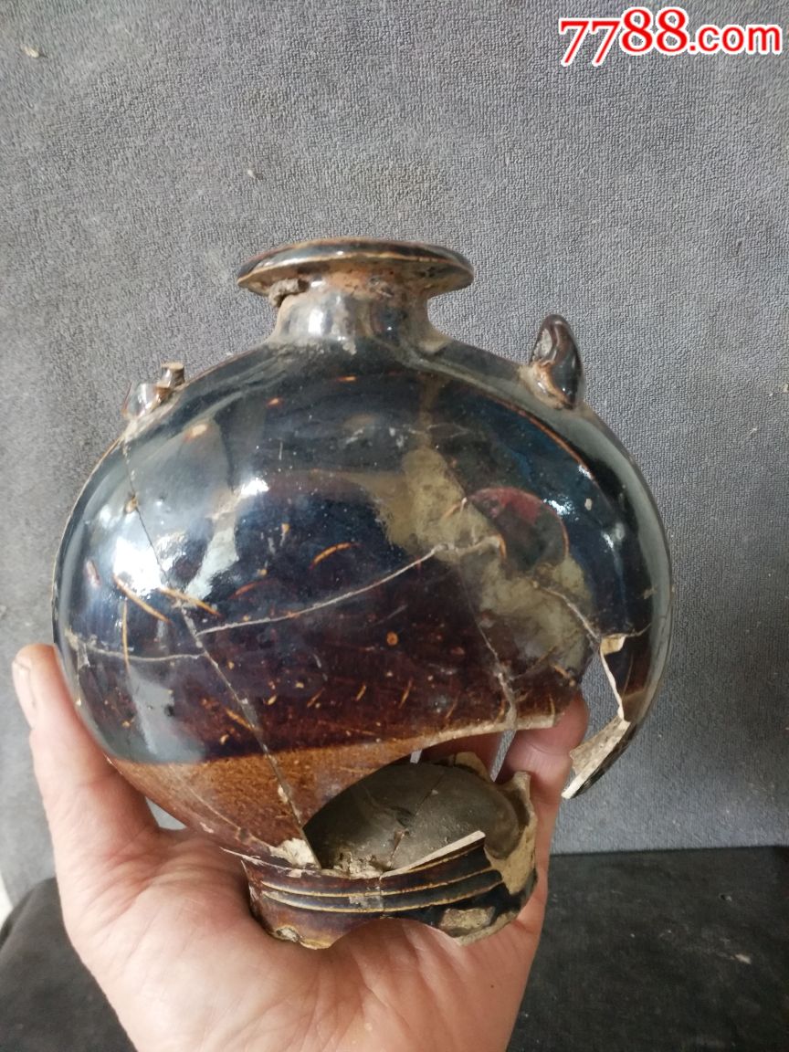 辽金当阳峪扁壶