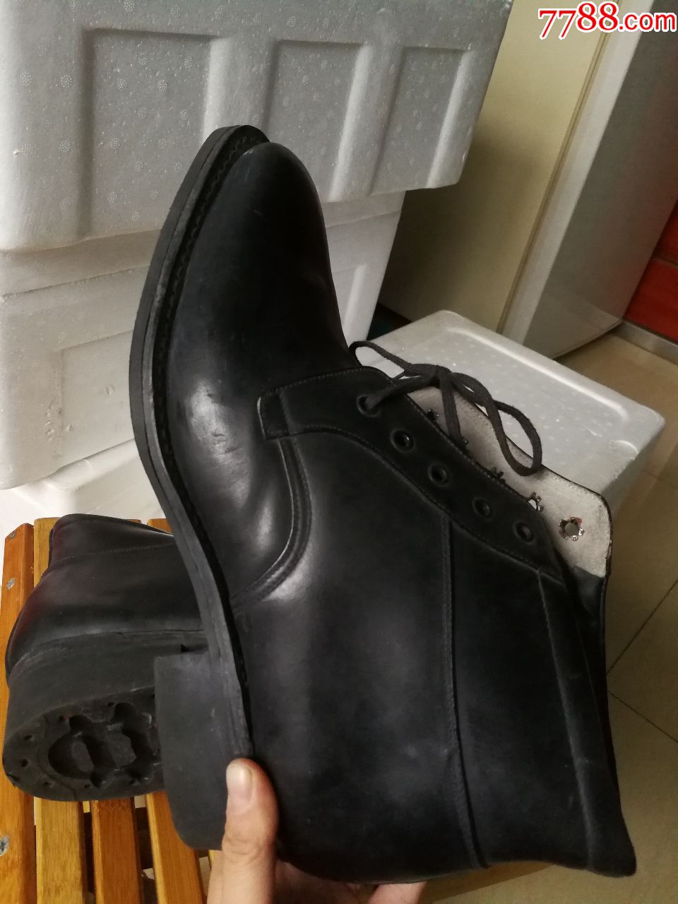 老式全新皮鞋(a)