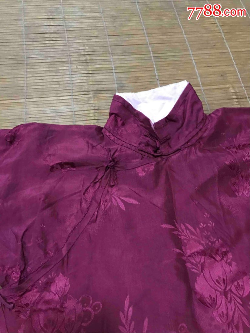 丝绸做的衣服多少钱 丝绸做的衣服