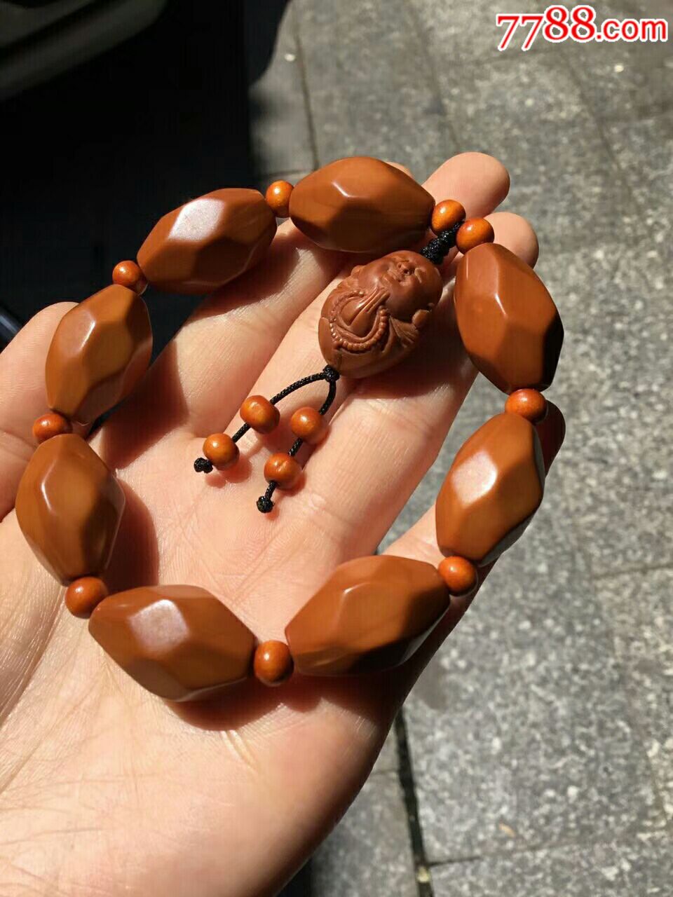 橄榄核十八棱手串