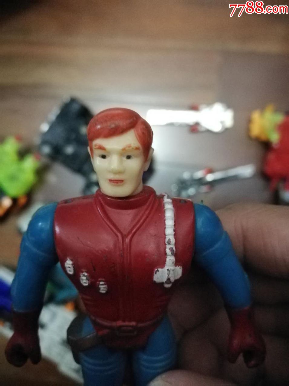 变形金刚动漫人物一堆