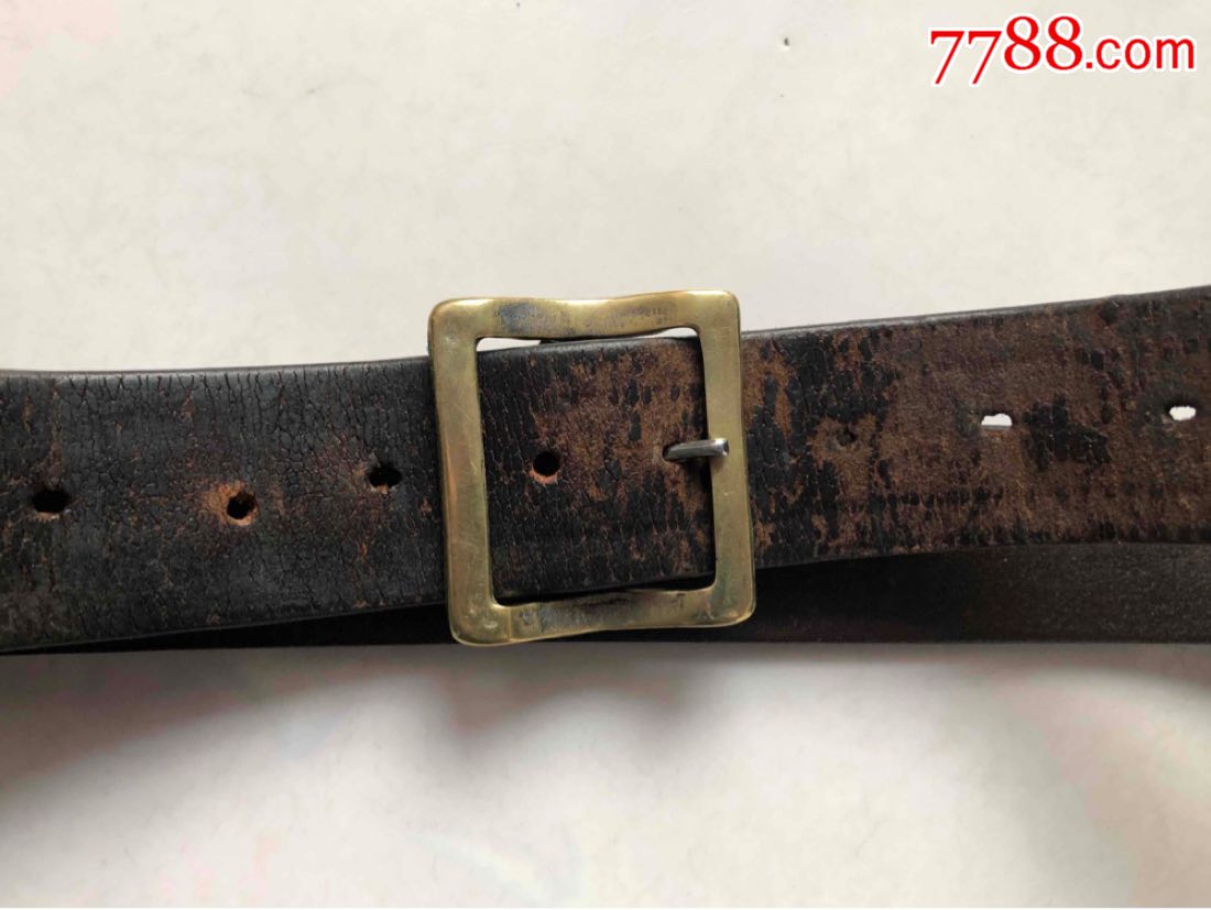 铜头牛皮腰带