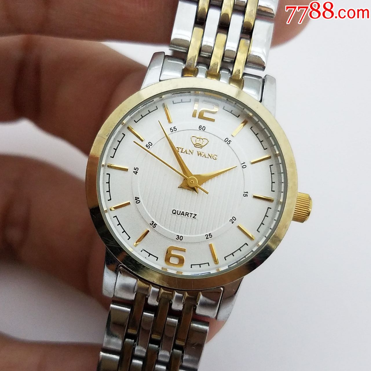 天王电子女表【优雅简约间金表款】【漂亮金针金字金刻度】【走时正常