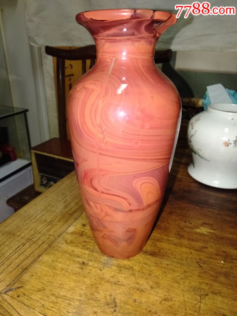 老鸡肝石琉璃花瓶