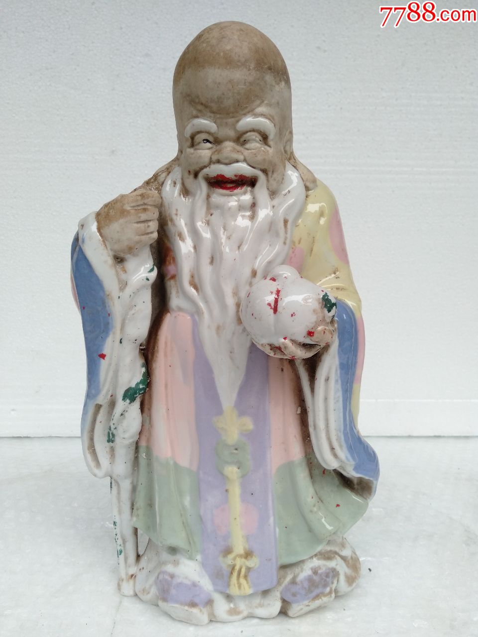 老寿星粉彩像