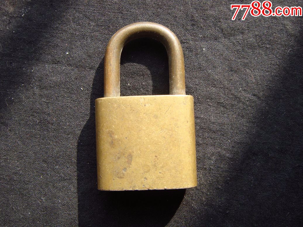 一天快拍狗头图案老铜锁