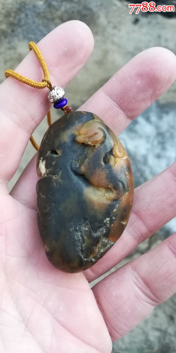 虎皮和田籽料_和田玉_第1张