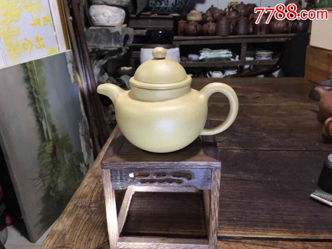 宜興紫砂工藝師(周明飛制)手工製作的200cc黃龍山本山綠泥掇球壺