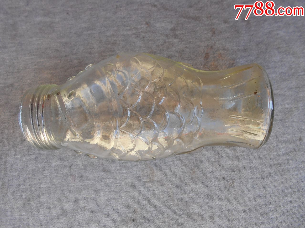 早期六七十年代四环牌金鱼造型玻璃奶瓶
