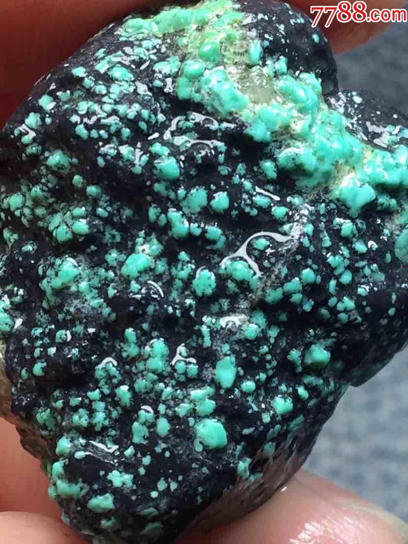 大漏!绿松石10.8克原矿高瓷原石毛料