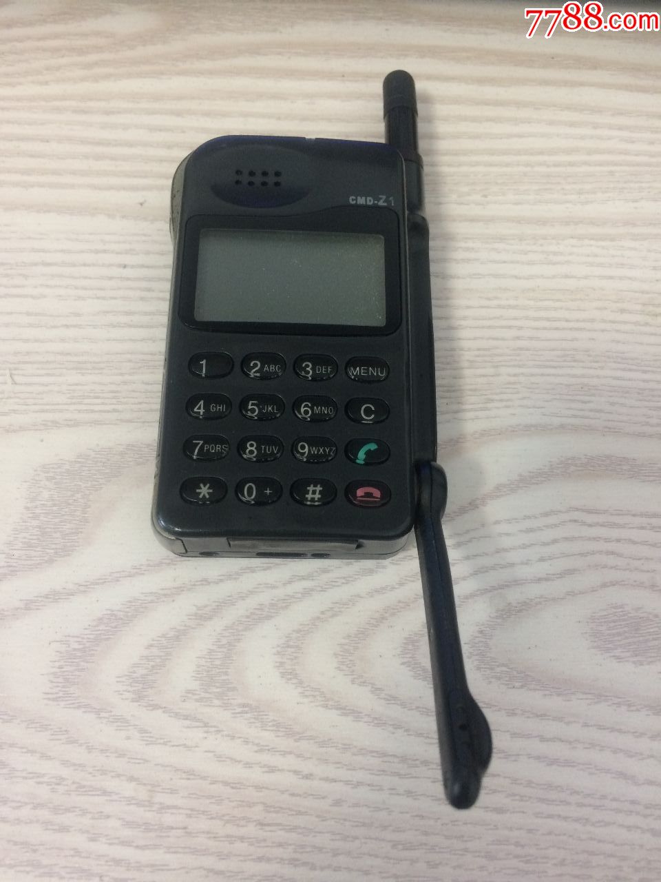 一个经典蓝收藏索尼z1plus怀旧收藏古董手机鸵鸟直板手机.