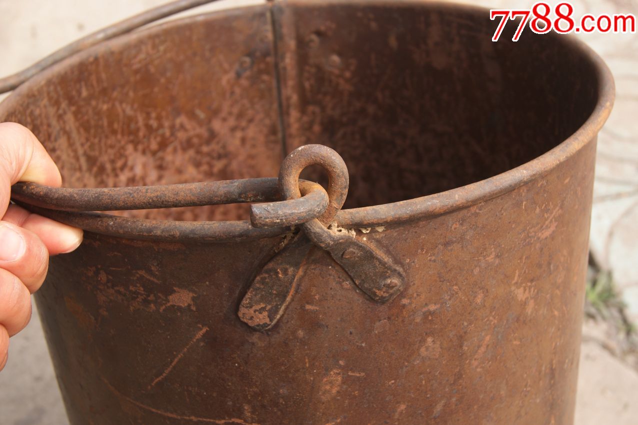 大铁桶-挑水年代生活必须品