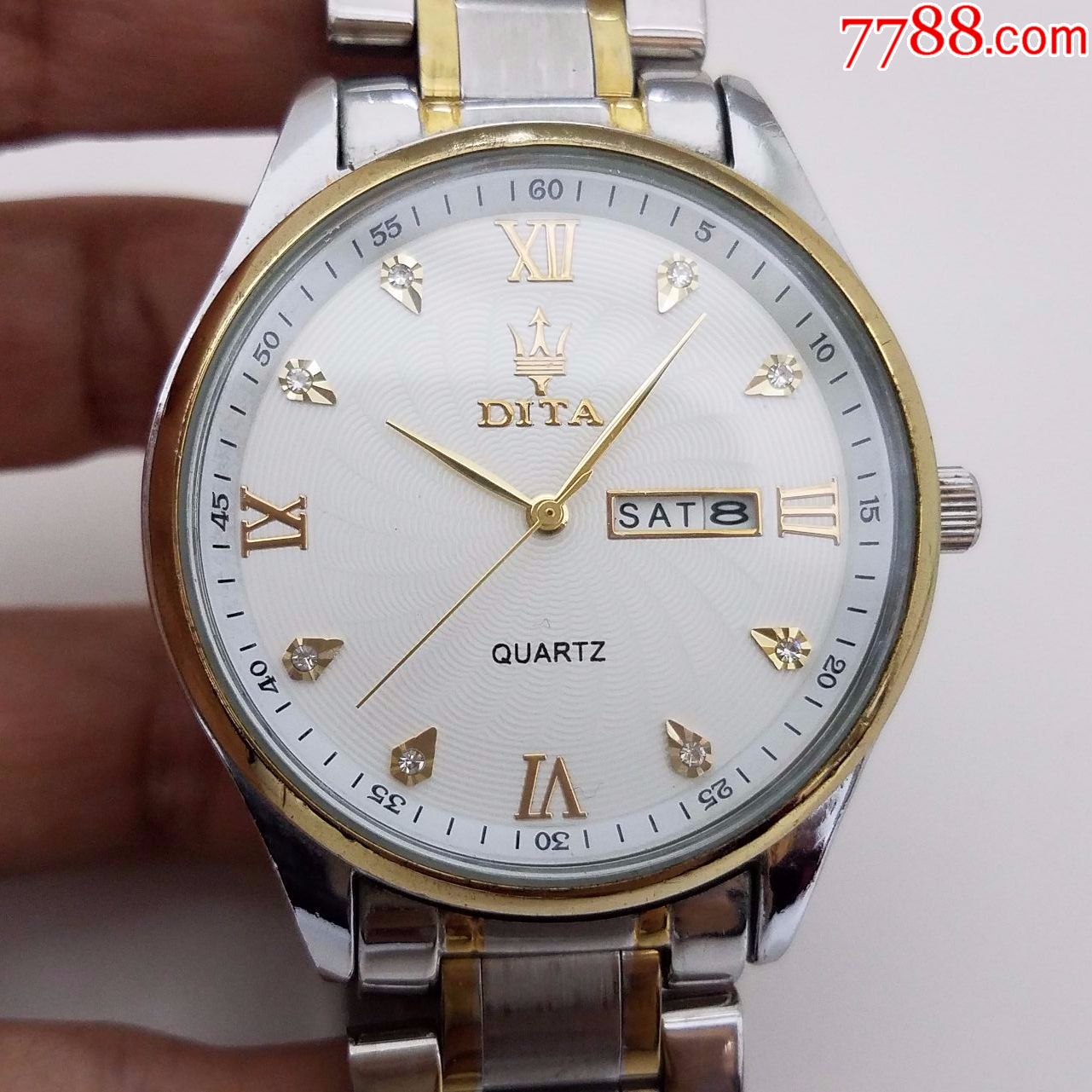 迪塔dita电子男表【漂亮闪钻刻度】【优雅间金表款】【走时正常,日历
