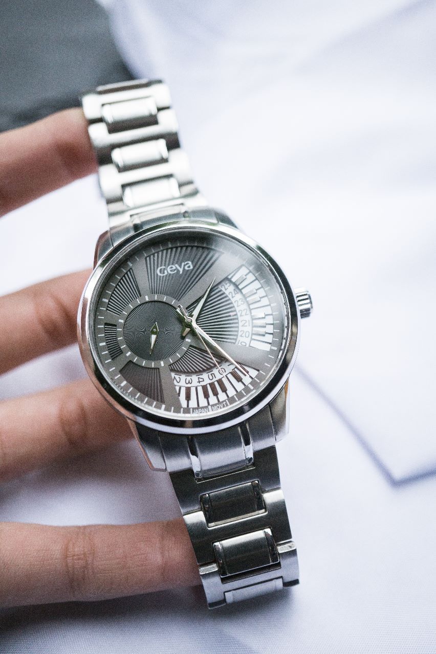 【湖南卫视主持人"汪涵"签名款!