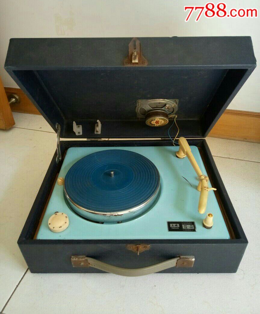 老电唱机自带功放喇叭