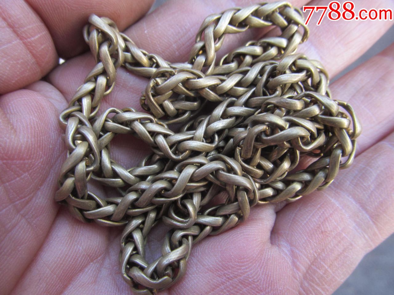 铜链子,60厘米左右,品相如图