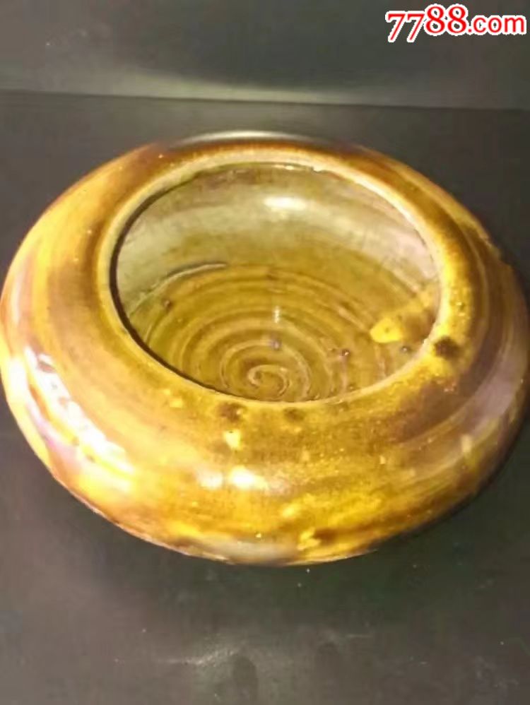 包老保真鳝鱼黄笔洗,这才是真正鳝鱼黄釉