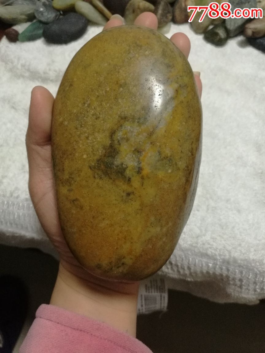 新疆和田玉黄玉籽料原石