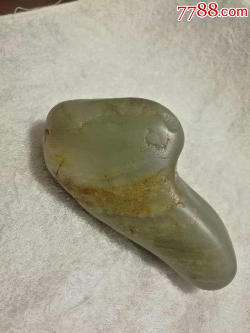 新疆和田玉青白玉籽料原石