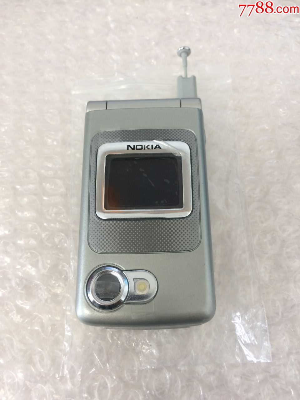 一个经典收藏限量诺基亚nokia,6255翻盖手机.