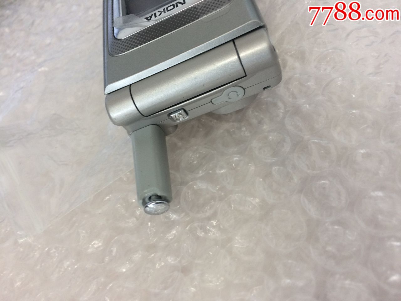 一个经典收藏限量诺基亚nokia,6255翻盖手机.