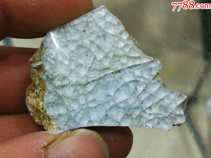 有谁见过这种高古瓷玻璃釉完整瓷器或标本