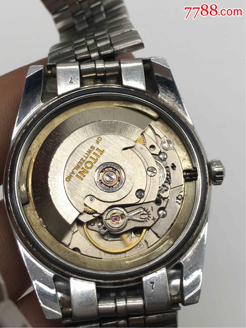 瑞士产的梅花2836-2机芯