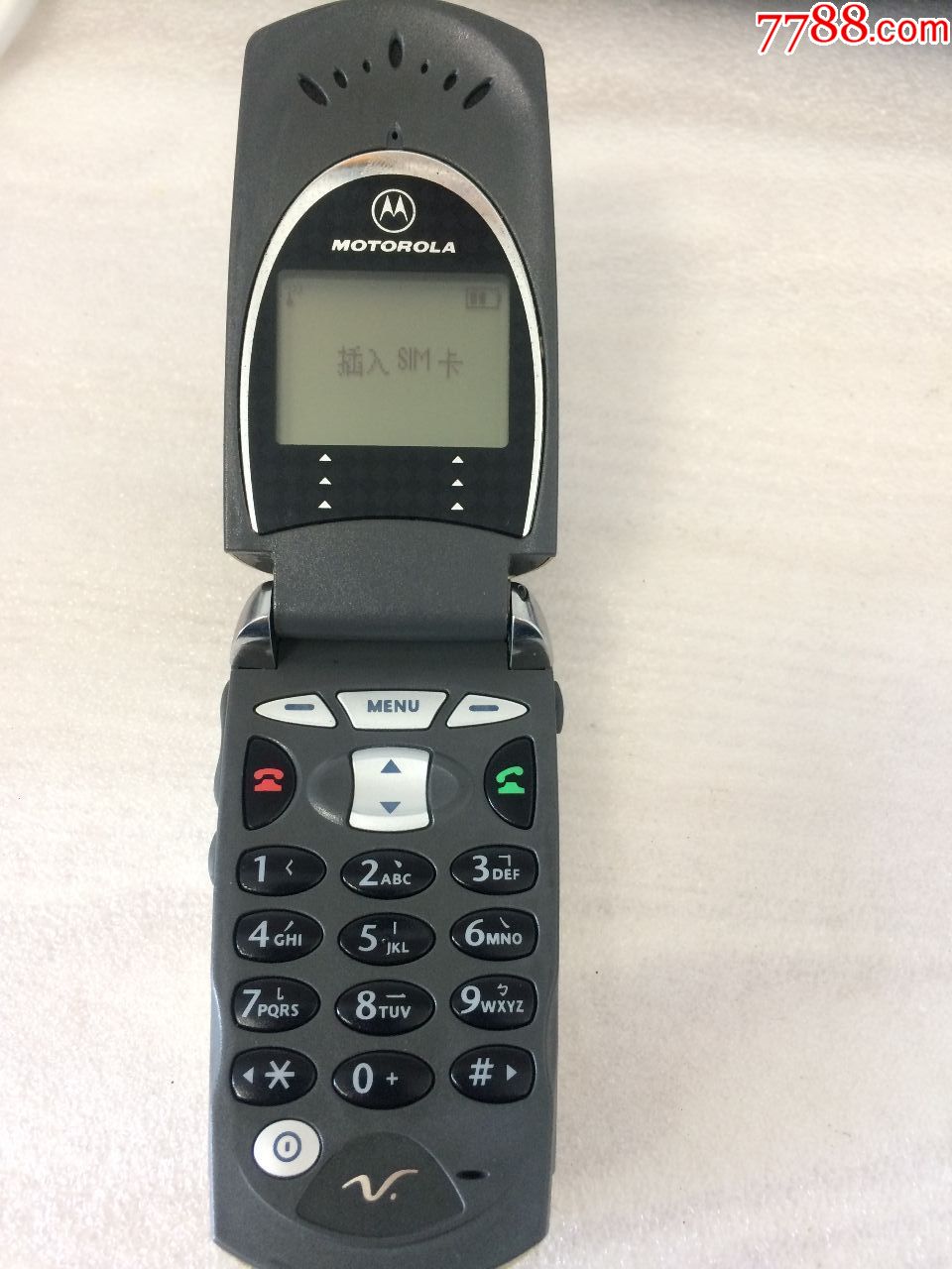 一臺經典收藏摩托羅拉motorola,v60gprs翻蓋手機