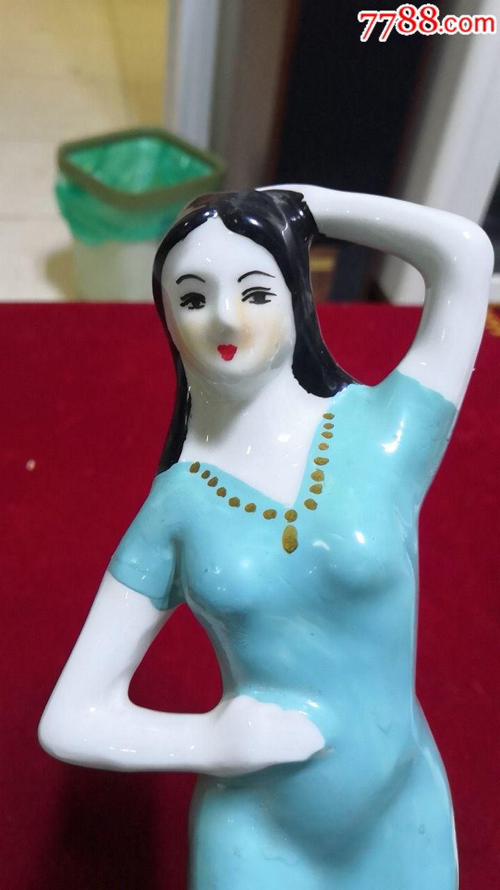 七八十年代:手绘瓷美女