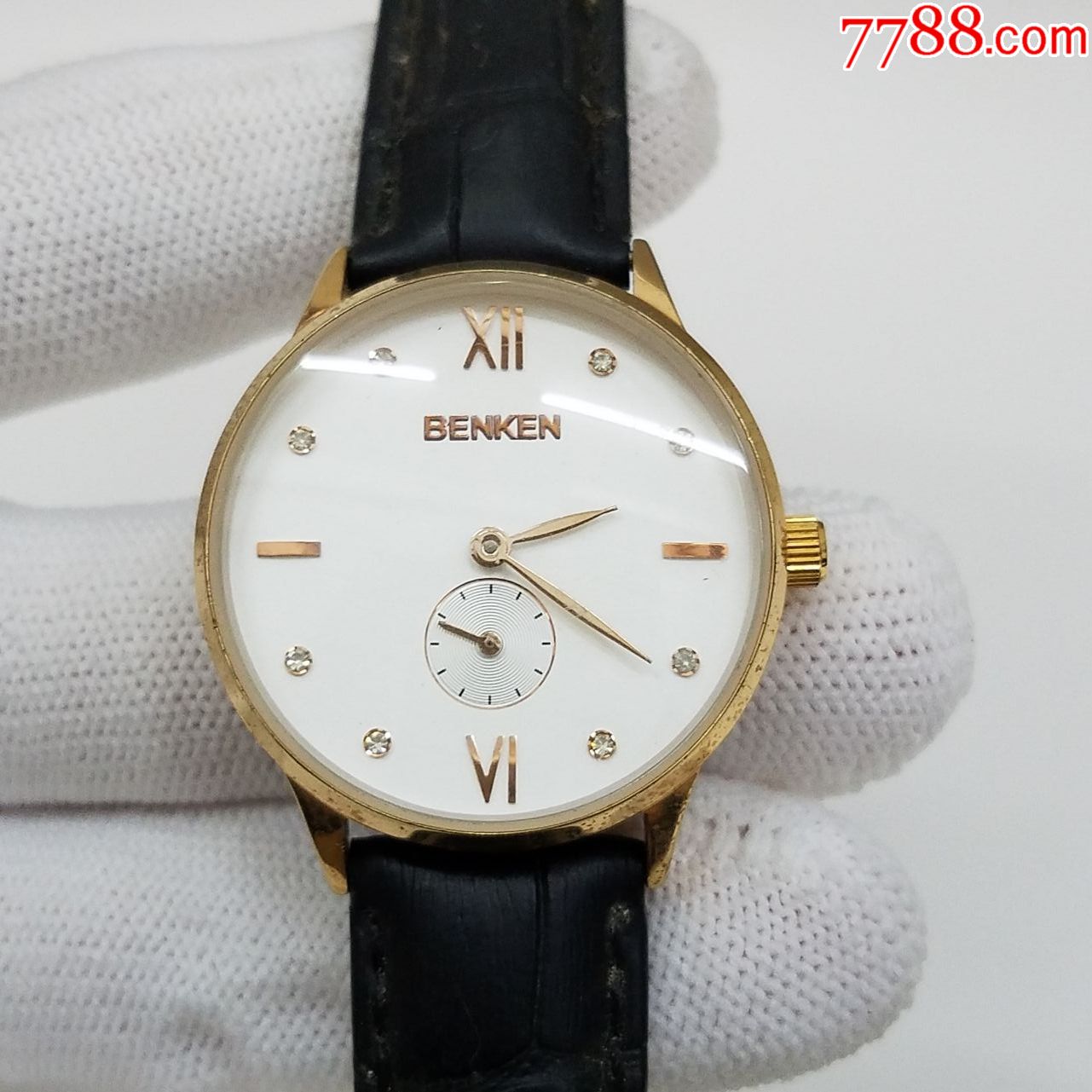 benken电子表【玫瑰金小三针,闪钻刻度,表壳】【走时正常】