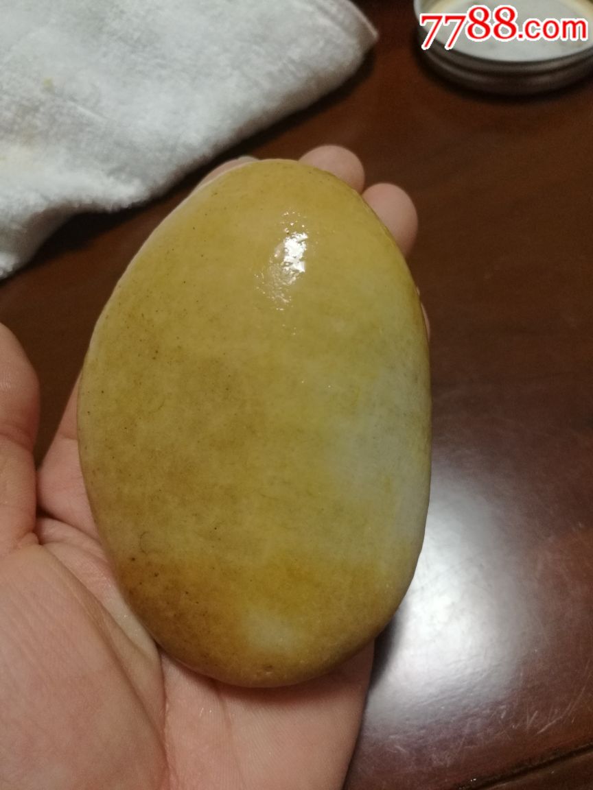 新疆金丝玉鸡油黄籽料原石