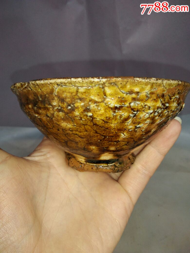 宋代龟裂纹茶盏