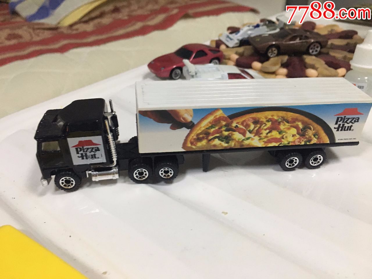 风火轮环球车模老玩具_轿车/赛车模型_第1张