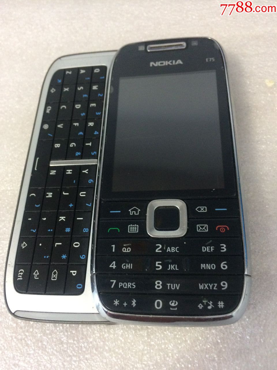 一个经典收藏情怀诺基亚e75滑盖手机.(回馈客户手机包邮)