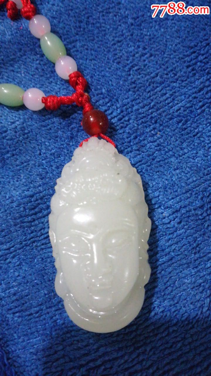 白玉佛头吊坠