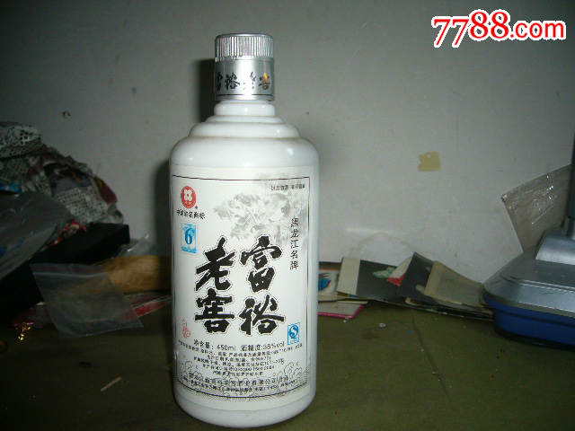 2011年黑龍江省富裕老窖酒業有限公司出品450ml38度富裕老窖