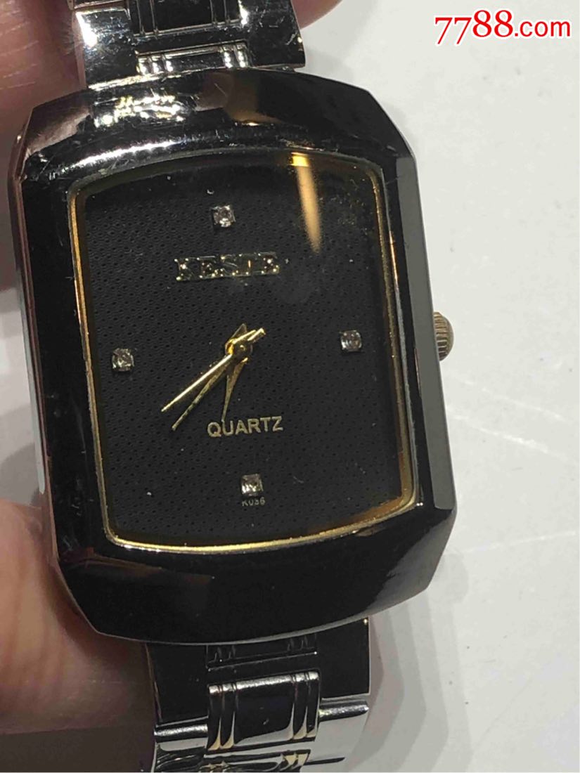 日本keste石英男表表盘28.5*39mm厚8.5mm日本机芯镶钻日本售价90