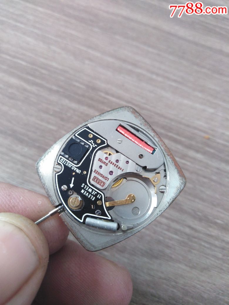 浪琴黑底魔纹953型石英机芯