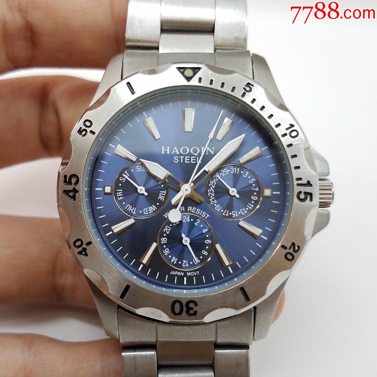 豪琴电子男表【夜光漂亮】【高闪刻度,指针】【漂亮拉丝纹深蓝表盘】