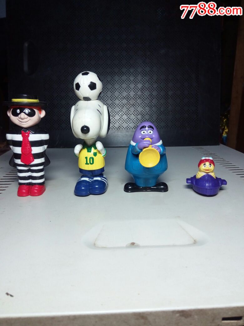 麦当劳人物四个