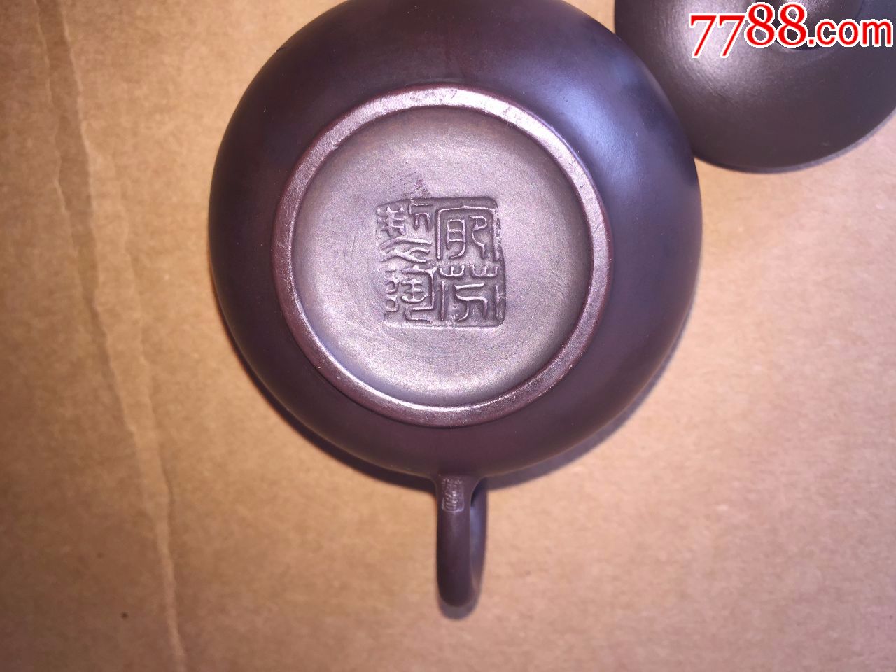 曹婉芬大师名家刻书画盖子后配微型紫砂壶