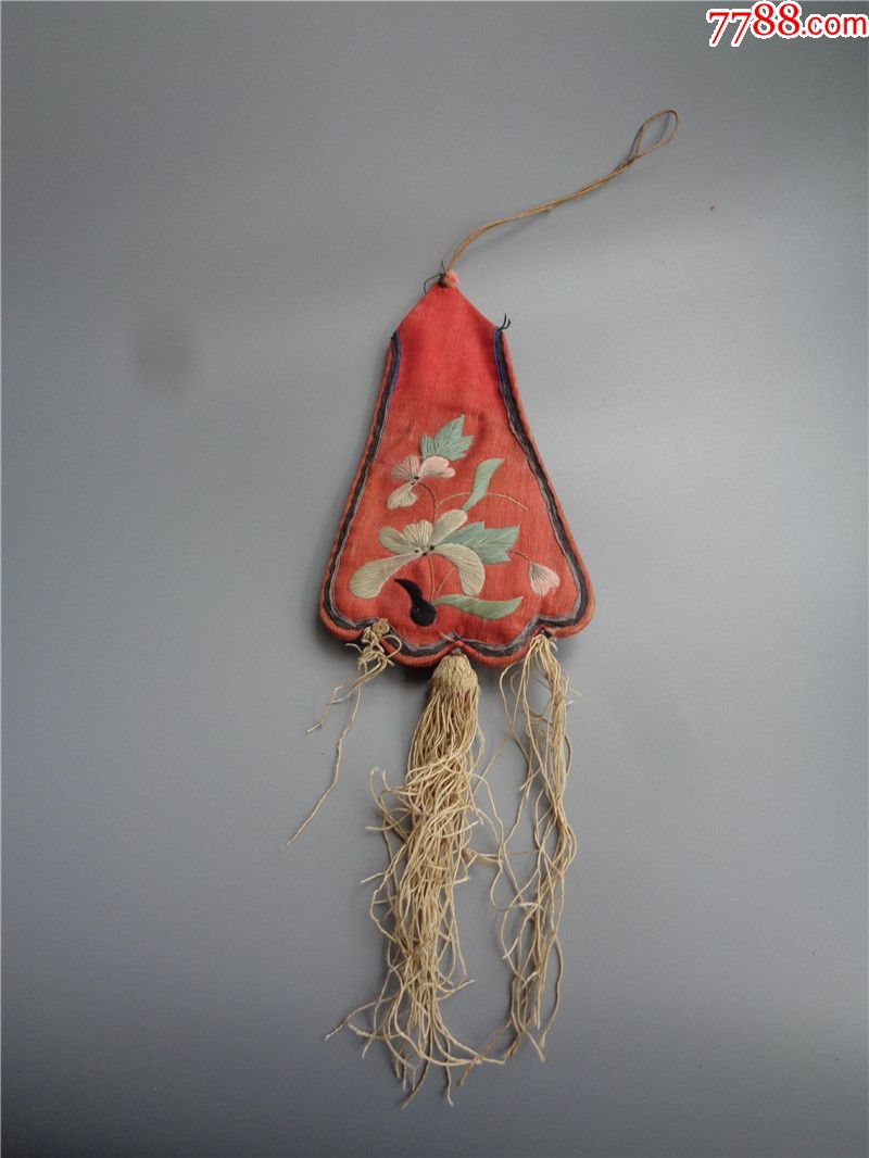 清代花卉纹香囊挂饰件-价格:80元-au20192491-荷包/香囊 -加价-7788