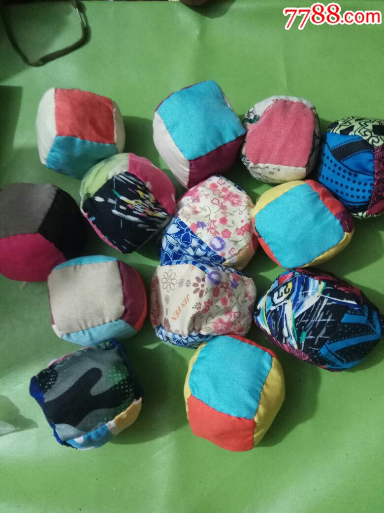 传统玩具丢沙包